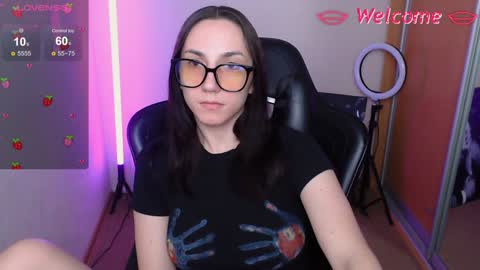 Snapshot of janeroger chatting on 01.21.25 Jane Roger online show from 01.21.25