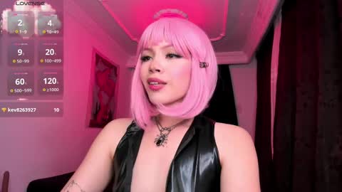 Snapshot of janeruss_ chatting on 03.08.25 Jane online show from 03.08.25