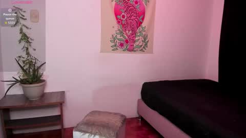 Snapshot of janeruss_ chatting on 10.17.25 Jane online show from 10.17.25