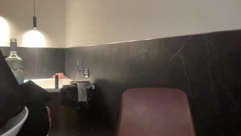 Snapshot of janettarobin chatting on 01.09.26 RoJan online show from 01.09.26