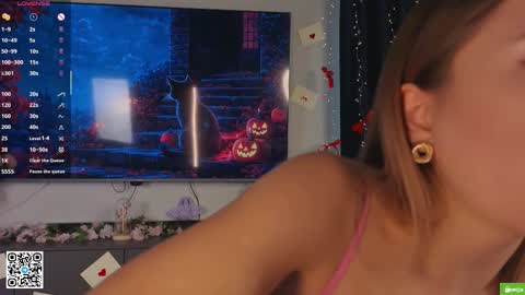 Hi Im Alice and here youll find something online show from 03.05.26