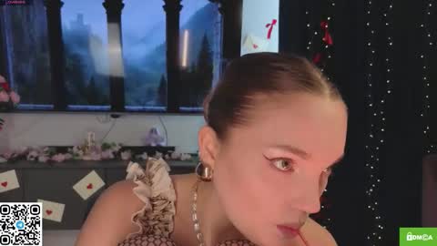 Hi Im Alice and here youll find something online show from 03.11.26