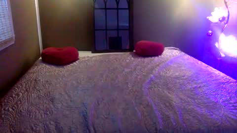 janicepepper online show from 11.21.25