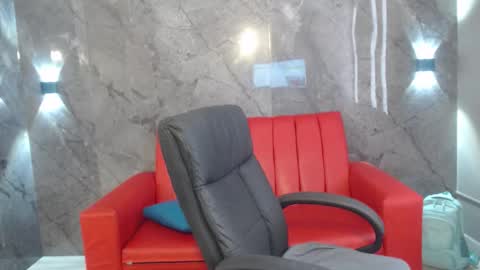 Snapshot of janitaa chatting on 10.17.25 Jan online show from 10.17.25