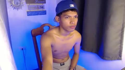 Snapshot of janlloyd04 chatting on 09.27.25 janlloyd04 online show from 09.27.25