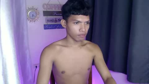 Snapshot of janlloyd04 chatting on 11.20.25 janlloyd04 online show from 11.20.25