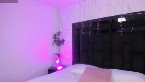 Snapshot of janneblossom chatting on 02.19.26 Janne online show from 02.19.26