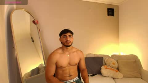 janomar01 online show from 04.14.26