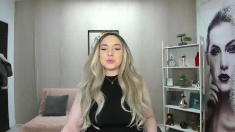 JaquelinLaurent online show from 03.19.26