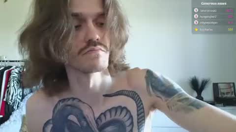 Snapshot of jaredhighborne chatting on 07.10.26 K online show from 07.10.26