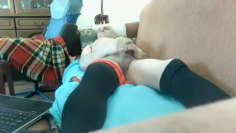 Yaro online show from 04.17.26