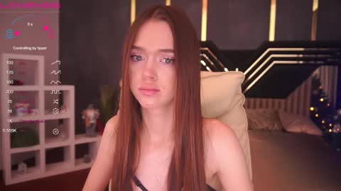 Snapshot of jaslynrae chatting on 12.20.24 Jasmin online show from 12.20.24