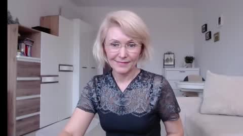 Jasmin room for people 40 online show from 01.15.25