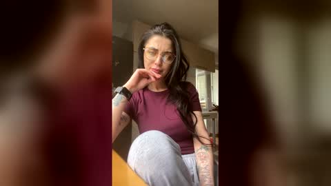 Snapshot of jasmin_akrivy chatting on 03.19.26 jasmin online show from 03.19.26
