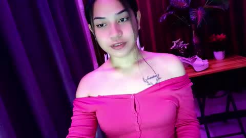 Snapshot of jasmine_arousal chatting on 05.19.26 JASMINE online show from 05.19.26