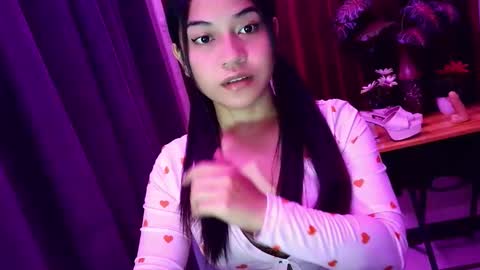 Snapshot of jasmine_arousal chatting on 06.01.26 JASMINE online show from 06.01.26