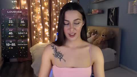 Snapshot of jasmine_doll_ chatting on 02.18.25 Jasmine online show from 02.18.25