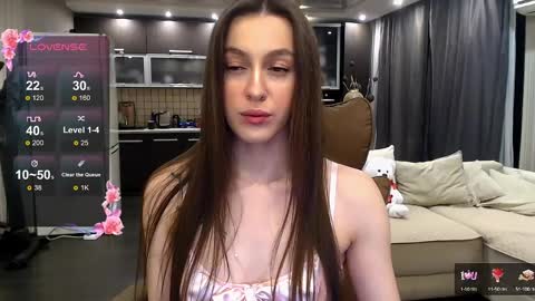 Snapshot of jasmine_doll_ chatting on 04.05.26 Jasmine online show from 04.05.26
