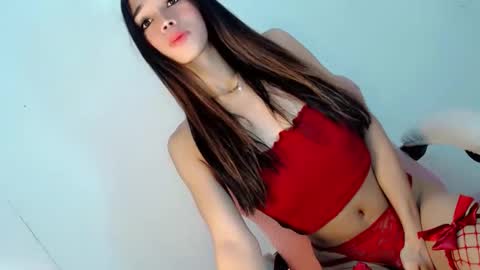 Snapshot of jasmine_on_live chatting on 04.05.26 CUTE JANNA online show from 04.05.26