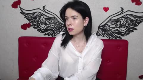 JasmineKouch online show from 03.08.25