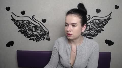 JasmineKouch online show from 12.05.25