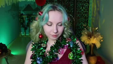 Snapshot of jasminemilko chatting on 12.18.24 Jasmine online show from 12.18.24