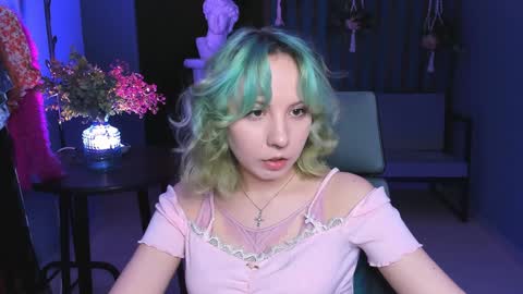 Snapshot of jasminemilko chatting on 12.19.24 Jasmine online show from 12.19.24