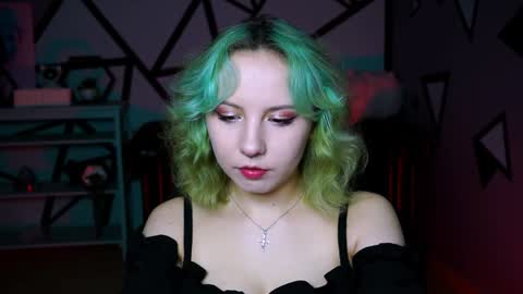 Snapshot of jasminemilko chatting on 12.20.24 Jasmine online show from 12.20.24