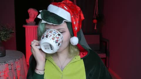 Snapshot of jasminemilko chatting on 12.24.24 Jasmine online show from 12.24.24