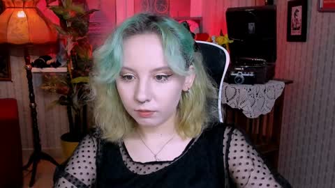Snapshot of jasminemilko chatting on 12.27.24 Jasmine online show from 12.27.24