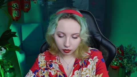 Snapshot of jasminemilko chatting on 01.06.25 Jasmine online show from 01.06.25