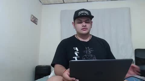 Snapshot of jason_boy_ chatting on 05.21.26 jason_boy_ online show from 05.21.26