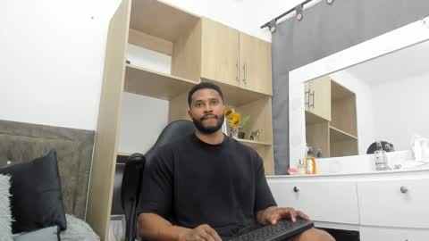 Jason online show from 10.24.25