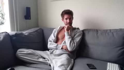 Snapshot of jasonberg29 chatting on 02.10.26 Jason online show from 02.10.26