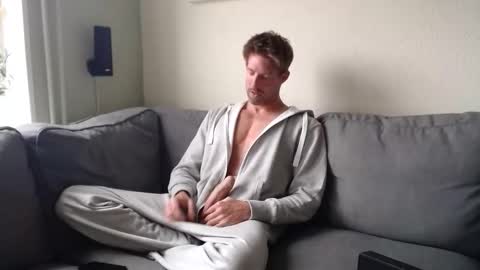 Snapshot of jasonberg29 chatting on 02.11.26 Jason online show from 02.11.26