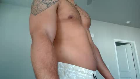 Snapshot of jasonthomas1 chatting on 02.05.25 jj online show from 02.05.25