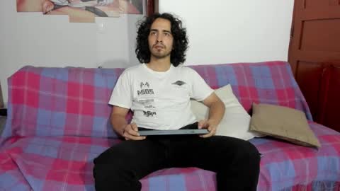 Snapshot of jave_rave chatting on 02.14.26 jave_rave online show from 02.14.26