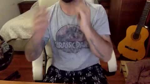 Snapshot of javiercabezon chatting on 01.16.25 misteriohetero online show from 01.16.25