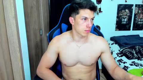 Javier online show from 02.17.25