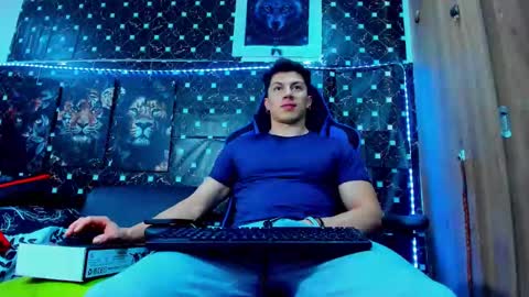 Javier online show from 10.08.25