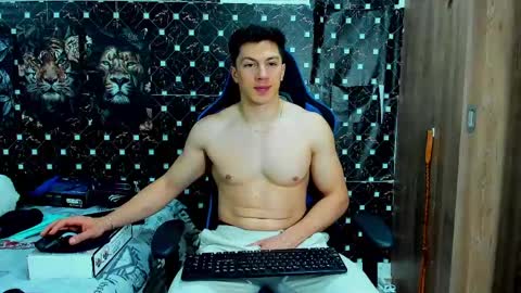 Snapshot of javiersexymann chatting on 05.03.26 Javier online show from 05.03.26