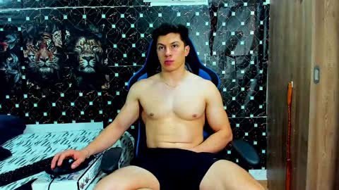 Snapshot of javiersexymann chatting on 05.15.26 Javier online show from 05.15.26