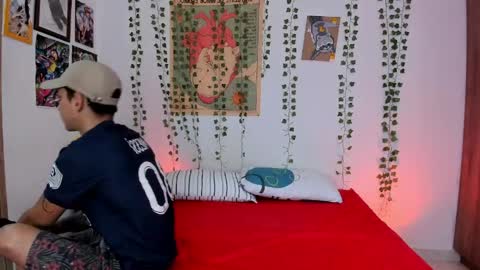 Snapshot of jaxjinx_ chatting on 03.31.26 Jax and Jinx online show from 03.31.26