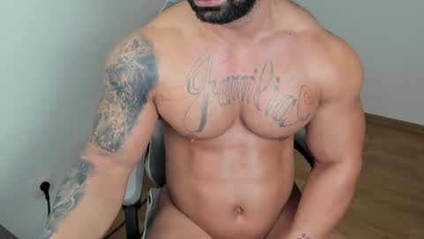 Snapshot of jaxonhunk chatting on 02.14.25 JaxonHunk online show from 02.14.25