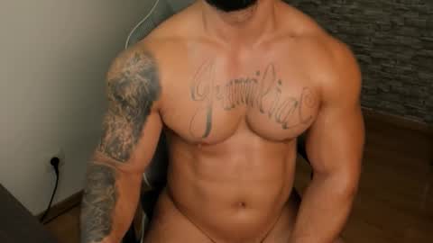Snapshot of jaxonhunk chatting on 09.30.25 JaxonHunk online show from 09.30.25