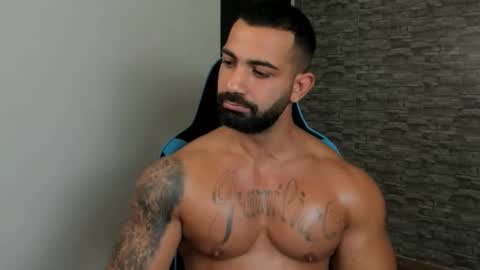 Snapshot of jaxonhunk chatting on 12.20.25 JaxonHunk online show from 12.20.25