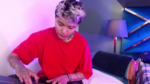 Snapshot of jaxwolf_ chatting on 01.07.26 JAX online show from 01.07.26