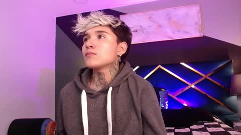 Snapshot of jaxwolf_ chatting on 01.08.26 JAX online show from 01.08.26