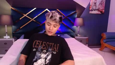 Snapshot of jaxwolf_ chatting on 01.14.26 JAX online show from 01.14.26