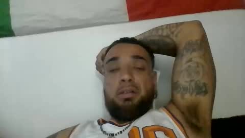 jay594025 online show from 04.18.26